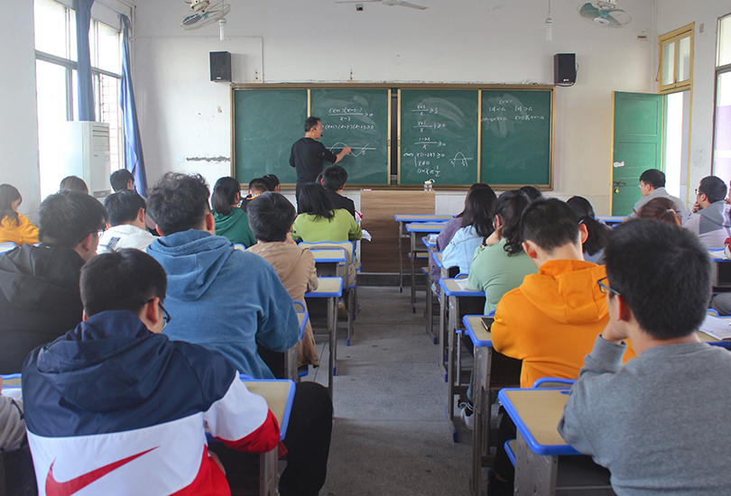 湘潭晨光高考复读学校